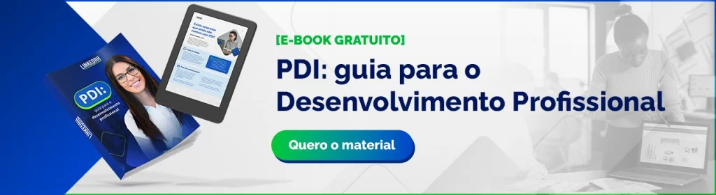 Imagem com fundo branco e detalhes em azul, assim como as letras destacando o título "PDI: guia para o desenvolvimento profissional", com um botão "quero o material" em tom de verde e azul.